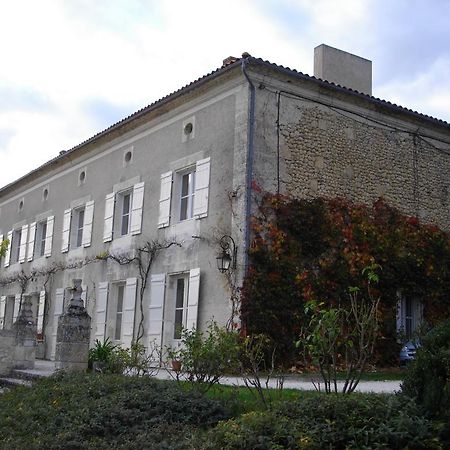 Bed and Breakfast Domaine De Puyrousse Ribérac Exterior foto